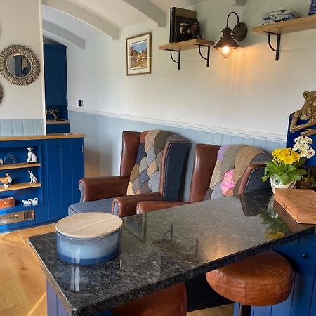 The Bibury - Westwell Downs Shepherd Huts Oxford Exteriér fotografie